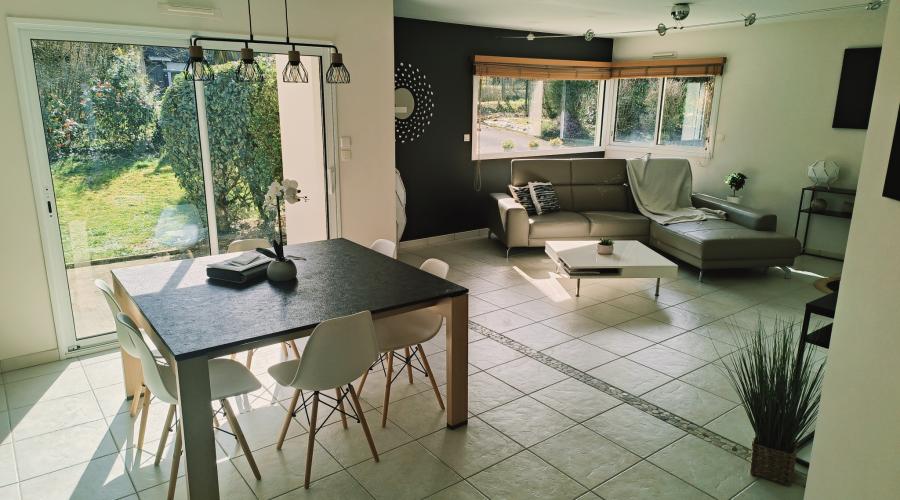 Photo Vient d'être vendu par l'agence ! Nouveauté en exclusivité Cabinet Diard Immobilier ! Chateaubourg, belle cont 2