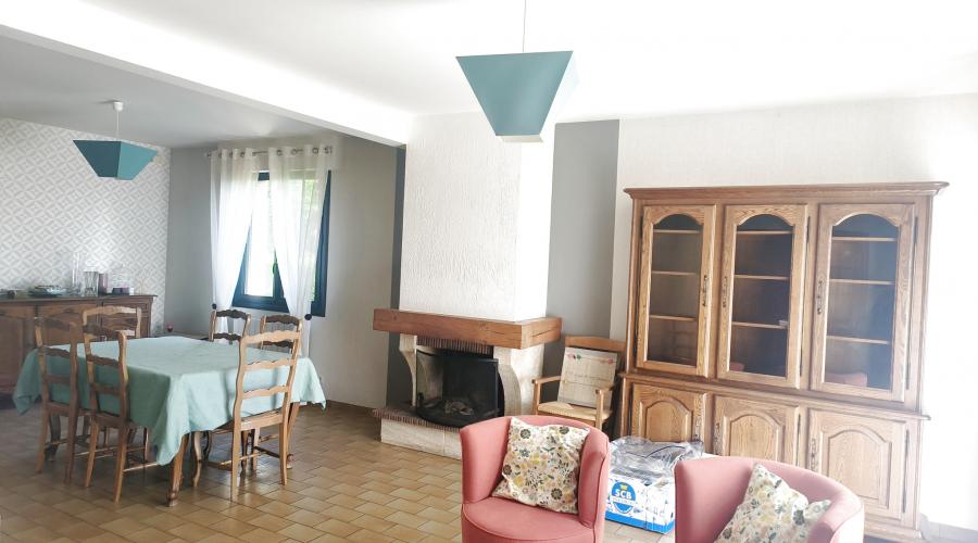 Photo Vient d'être vendue par l'agence ! Cabinet Diard Immobilier ! Maison T5 sur sous sol dans quartier calme et ré 2