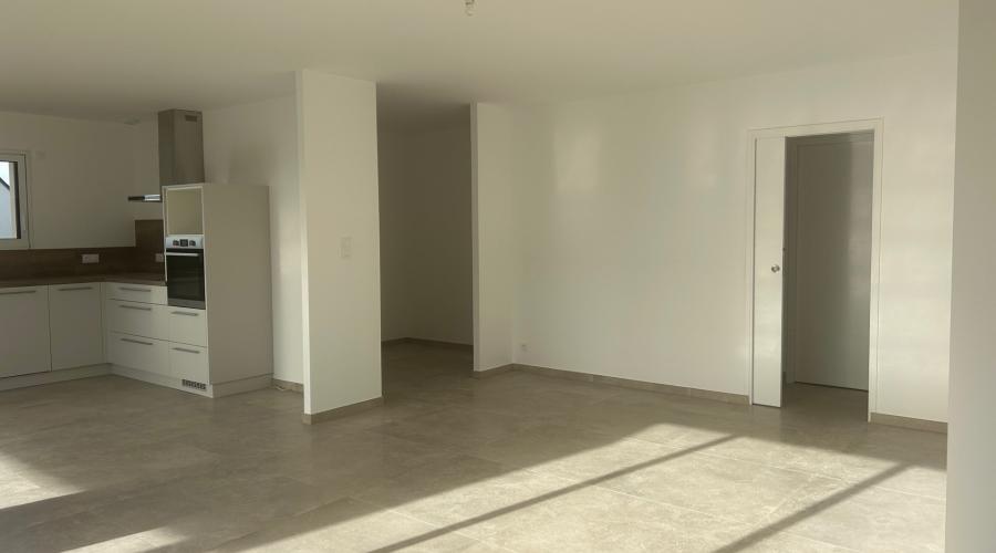 Photo MAISON T5 - SAINT PIERRE LA COUR 2