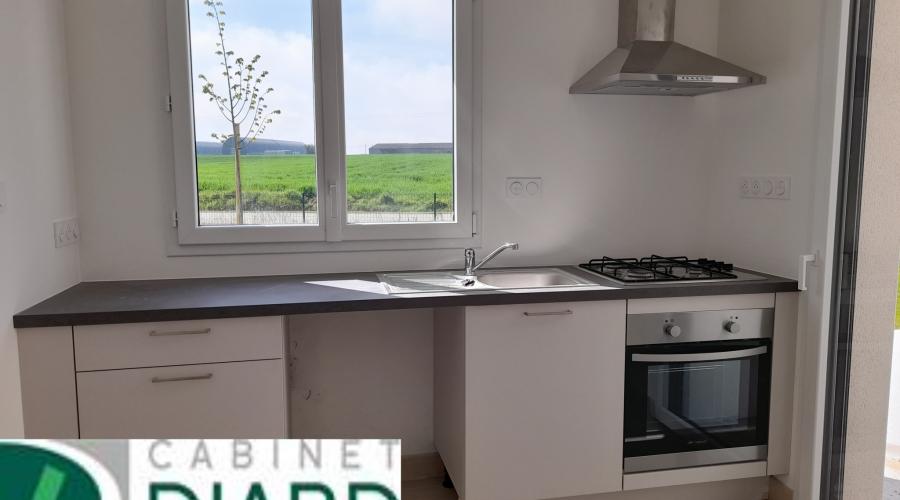 Photo Belle maison d'env. 110 m2 hab. sur un terrain exposé Sud Ouest 1