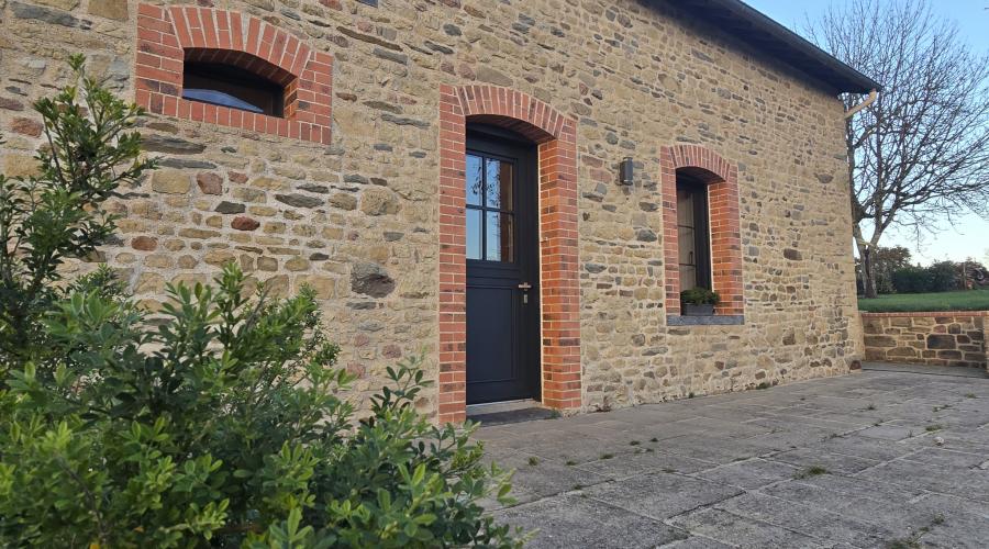 Photo Charmante Longère en pierres avec vue sur la campagne 3