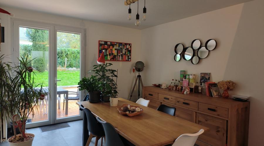 Photo Sous compromis ! Maison T4 rénovée idéalement située en impasse au pied de la voie verte à Chateaubourg 2