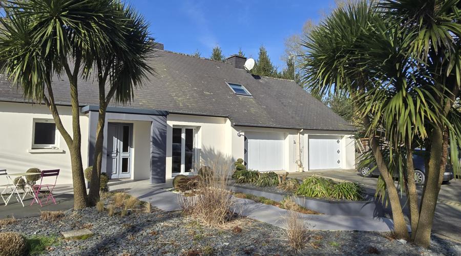 Photo MAISON FAMILIALE 4 CHAMBRES ET 1 BUREAU à 7 MIN ET L'AXE RENNES / LAVAL 0