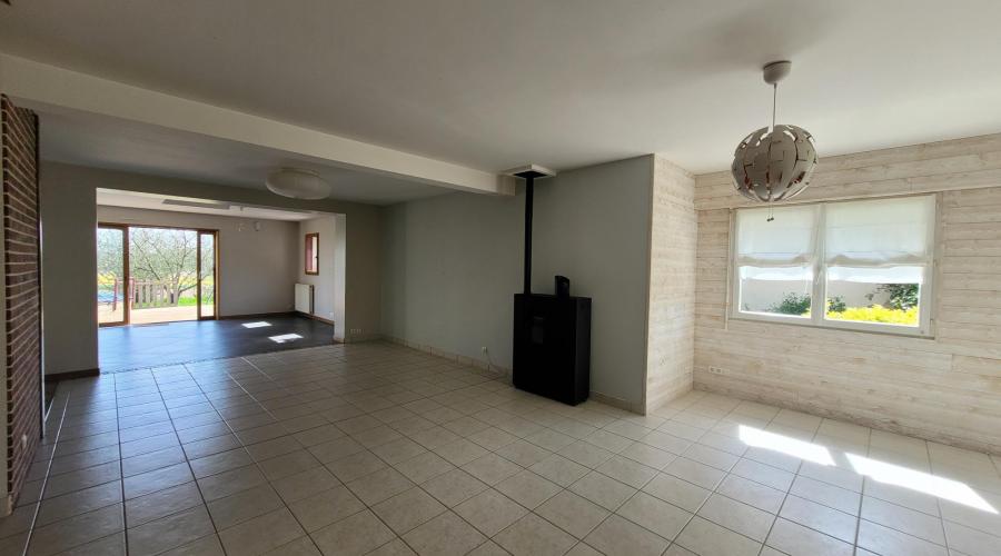 Photo Nouveauté au Cabinet Diard Immobilier Chateaubourg ! Grande maison T6 belle localisation 3