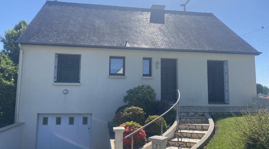 Photo Maison sur sous sol ERBREE 0