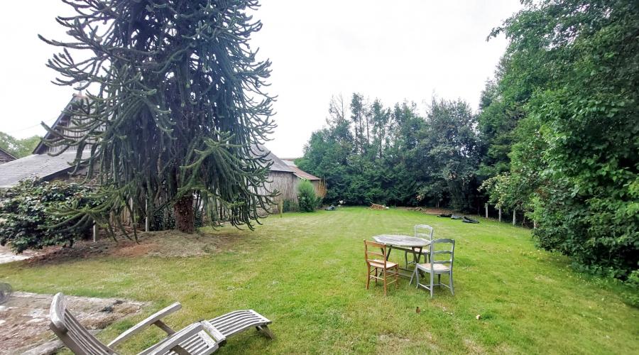 Photo CAMPAGNE ETRELLES A 5 KMS DE VITRE - MAISON EN PIERRES  A RENOVER AVEC SES 4 DEPENDANCES 1