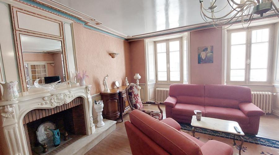 Photo MAISON FAMILIALE AVEC ATELIERS - HANGARS ET JARDIN 3