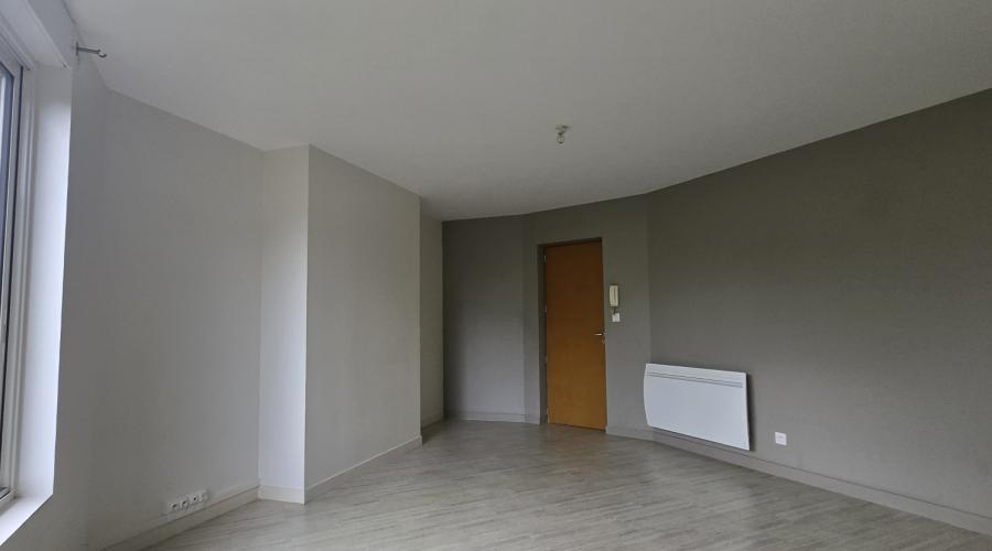 Photo LOCATION APPARTEMENT 1