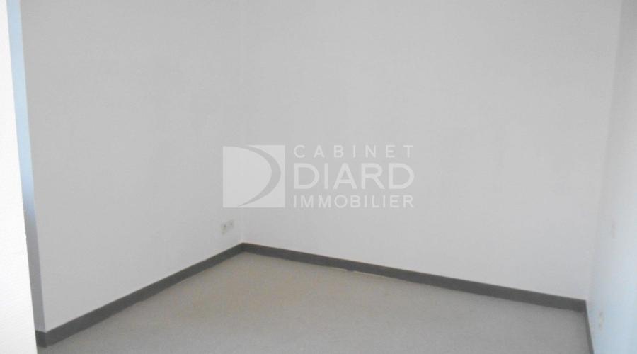 Photo Appartement SAINT PIERRE LA COUR 3