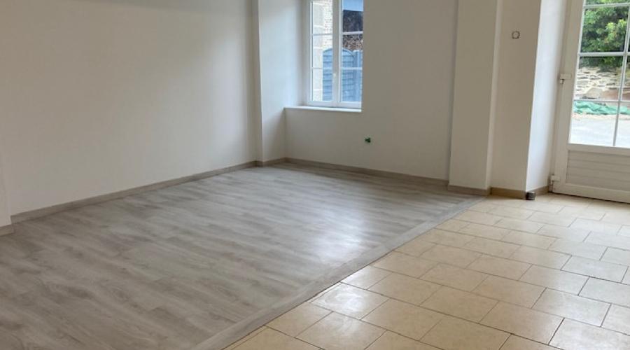 Photo Maison T5 MONTREUIL SOUS PEROUSE 0