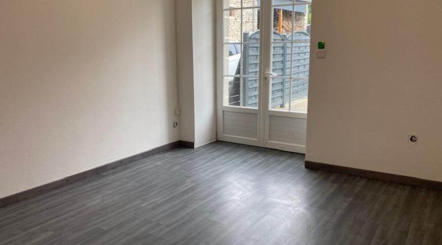 Photo Maison T5 MONTREUIL SOUS PEROUSE 2