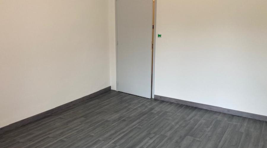 Photo Maison T5 MONTREUIL SOUS PEROUSE 3