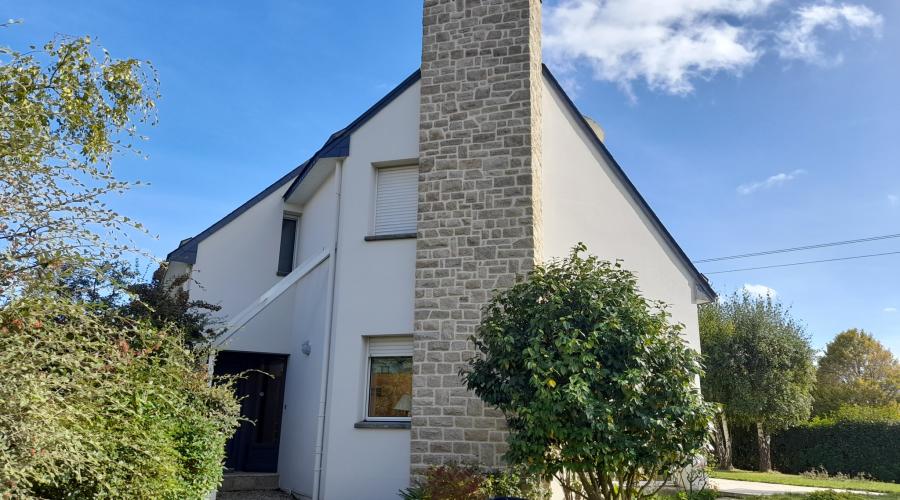 Photo Vient d'être vendue par l'agence ! Maison d'architecte T6/7 d'env. 192 m2 sur un beau terrain de 1145 m2 2