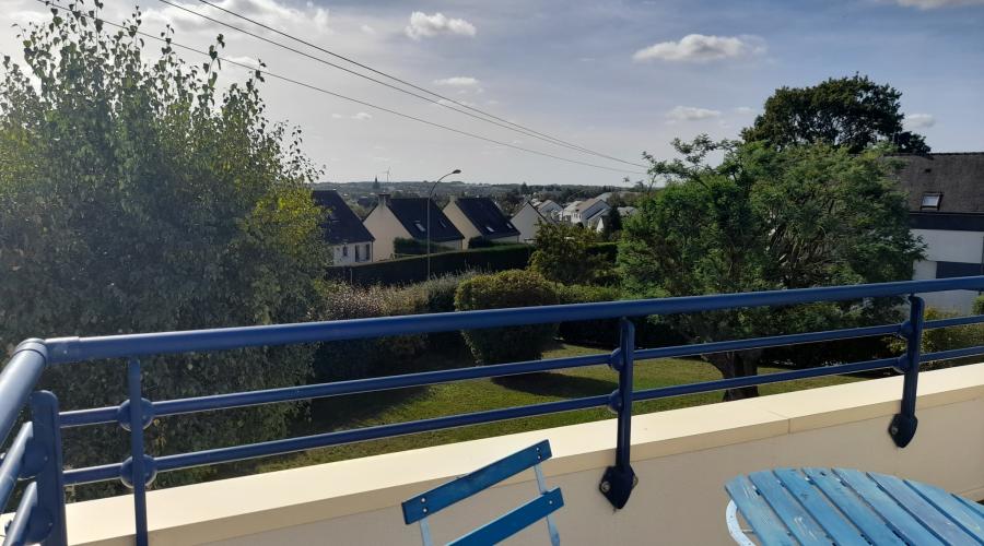 Photo Vient d'être vendue par l'agence ! Maison d'architecte T6/7 d'env. 192 m2 sur un beau terrain de 1145 m2 4